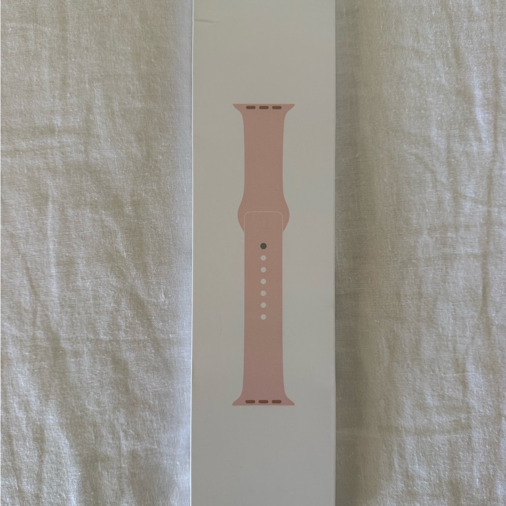 Brand New Apple Watch Silicone Sport Band - Pink Sand 40MM
